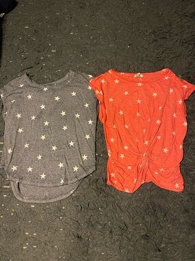 Women’s Star Print Tee Duo - Gray & Coral Star Tops size small